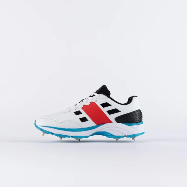 Gray-Nicolls Velocity 3.5 Spike Shoes - Right Side