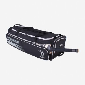 Kookaburra 4500 Wheelie Cricket Bag - Front (with bat display)