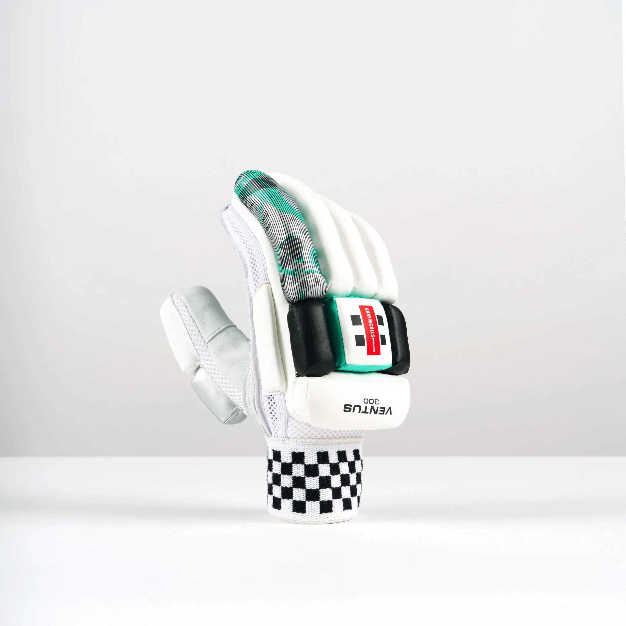 Gray-Nicolls Ventus 1.0 300 Batting Gloves - Side